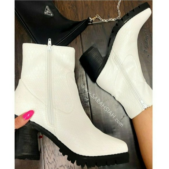 Sarah Siah Shoes - 🖤Square Toe Chunky Heel Lugged